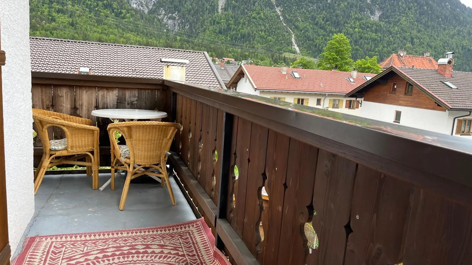 Sonnenstern Διαμέρισμα Mittenwald
